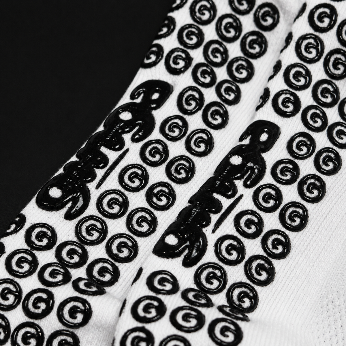 Ginga Grip Socks